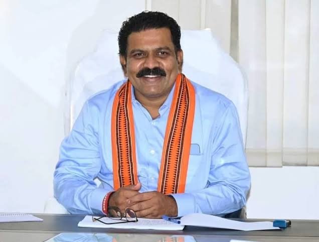ग्राम छुई में ग्रामीणों के बीच पहुंचे उप मुख्यमंत्री; सुनी समस्याएं और विकास की मांगों पर की घोषणाएं…