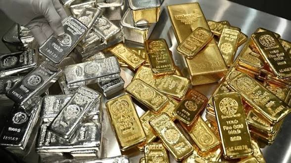 सोने-चांदी के दाम में बड़ी गिरावट, हफ्तेभर में ₹4,000 से ज्यादा सस्ता हुआ सोना…