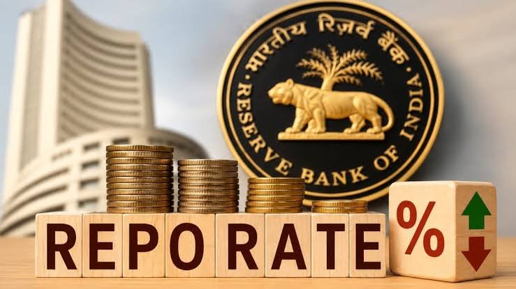 RBI का आज बड़ा फैसला, क्या बढ़ने वाली है आपकी EMI रेपो रेट पर सबकी नजर…
