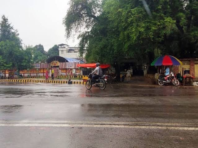 प्रदेश में मौसम बदलेगा, तेज हवा के साथ बिजली गिरने की आशंका…