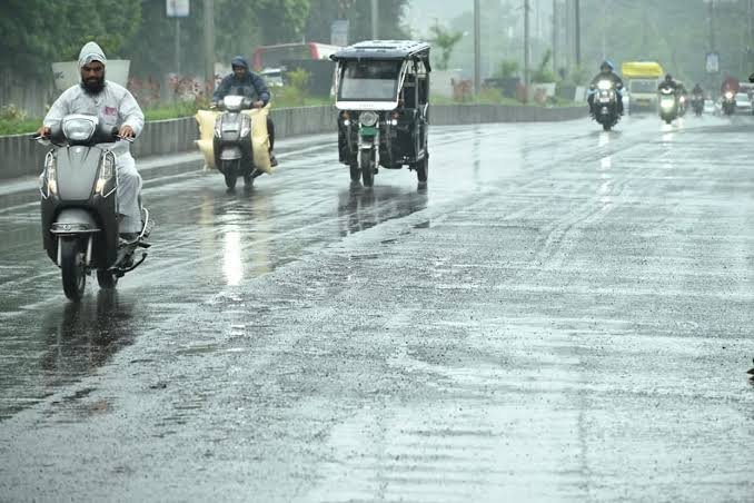 प्रदेश में आज 11 जिलों में बारिश का येलो अलर्ट 29 अक्टूबर को फिर बदलेगा मौसम…