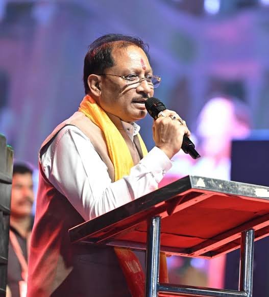 गरबा महोत्सव हमारी समृद्ध सांस्कृतिक परंपरा और मातृशक्ति के सम्मान का प्रतीक है; मुख्यमंत्री श्री साय…