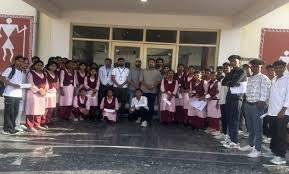 आदिवासी विद्यार्थियों को मिलेंगी आधुनिक शिक्षा और आवासीय सुविधाएं, जिले में एकलव्य विद्यालयों के नए भवनों का निर्माण तेज…